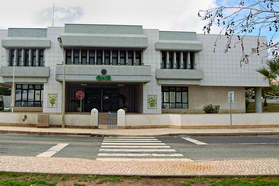 Escocês atacado e roubado na rua 