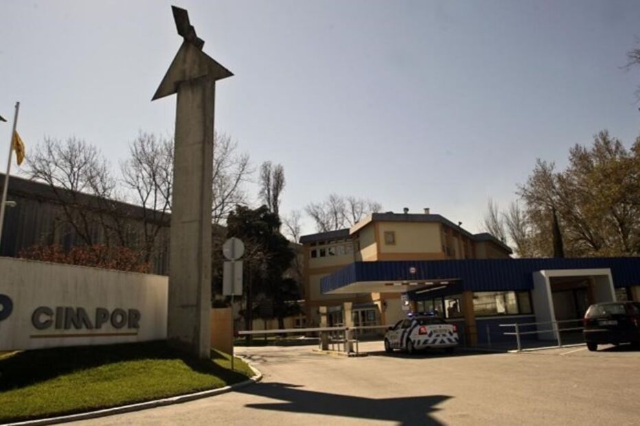 Cimpor, despedimento coletivo, trabalho, economia, negócios e finanças, desemprego