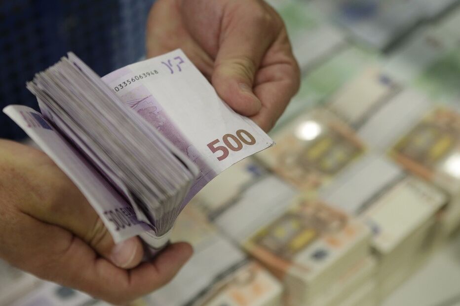 Oxfam, Fórum Económico Mundial de Davos, Suíça, ricos, pobres, economia, negócios e finanças