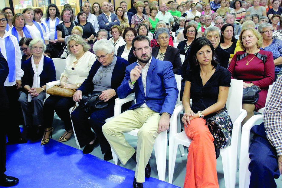 Padre Roberto, eucaristia, Nova associação de Gaia, Canelas, Gaia