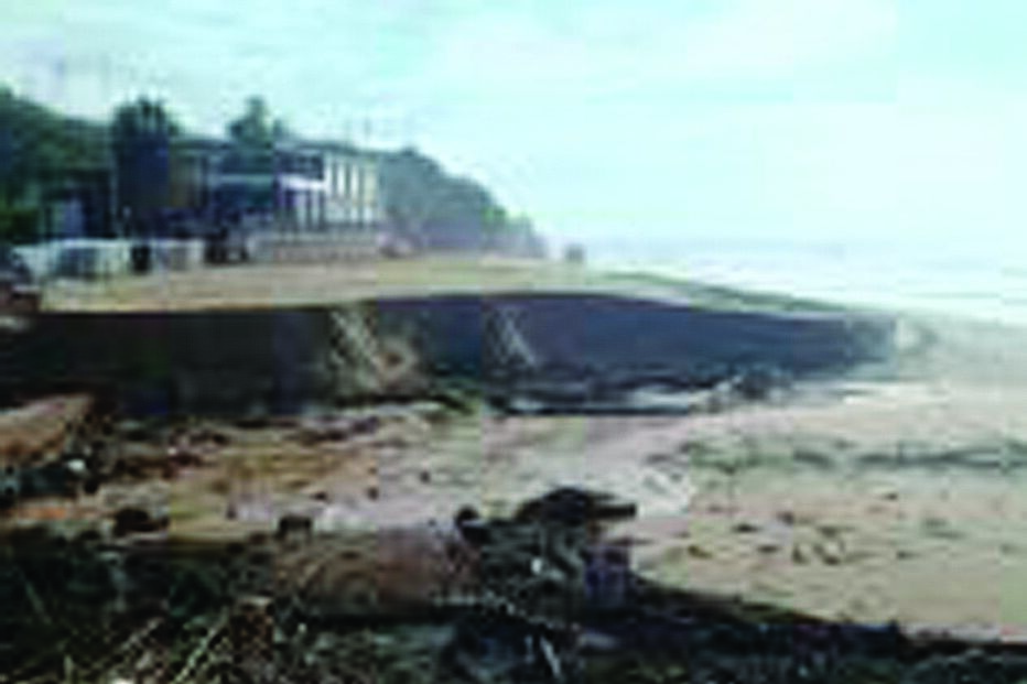 chuva, praias, algarve, areais, danos, passadiços, chuvas torrenciais