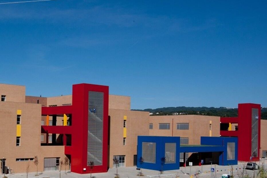 bebé, óbito,  hospital pediátrico de Coimbra,  bombeiro, Vasco Morais, Moita, Ferreiros, Anadia, Avelãs de Cima