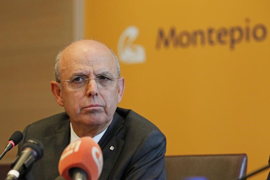 Tomás Correia, Montepio