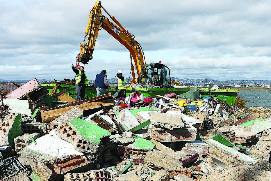Faro, demolições, Algarve, praias, Polis, sociedade