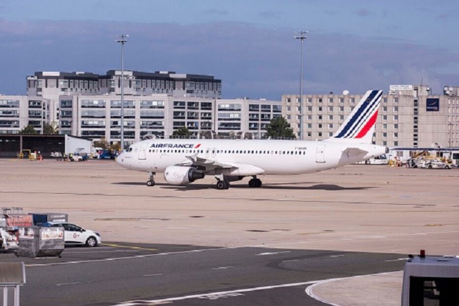 Air France, Amesterdão, aterragem, ameaça terrorista