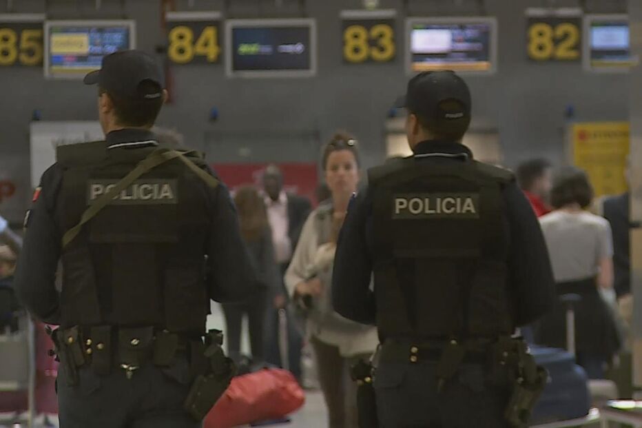 15-11-2015_02_45_09 8-9 aeroporto.jpg