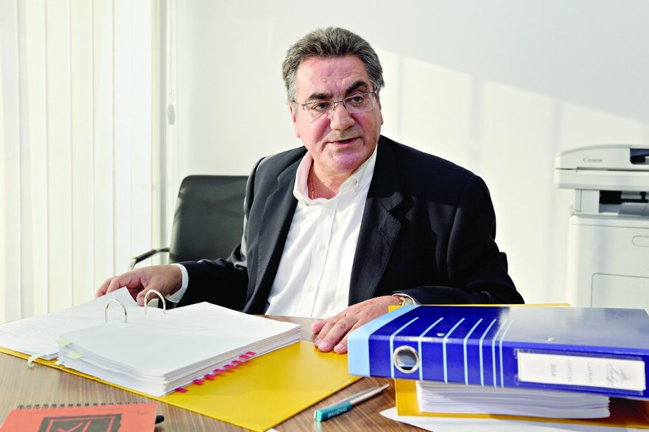 Liga de Amigos reduz despesa 