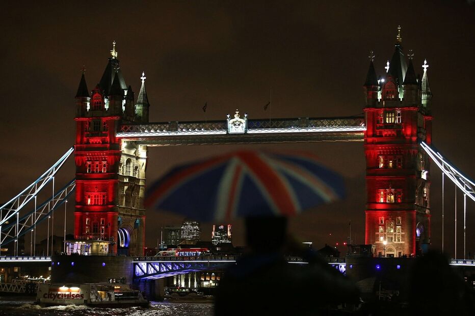 massacre, Paris, atentado, terrorismo, monumentos, França, homenagem