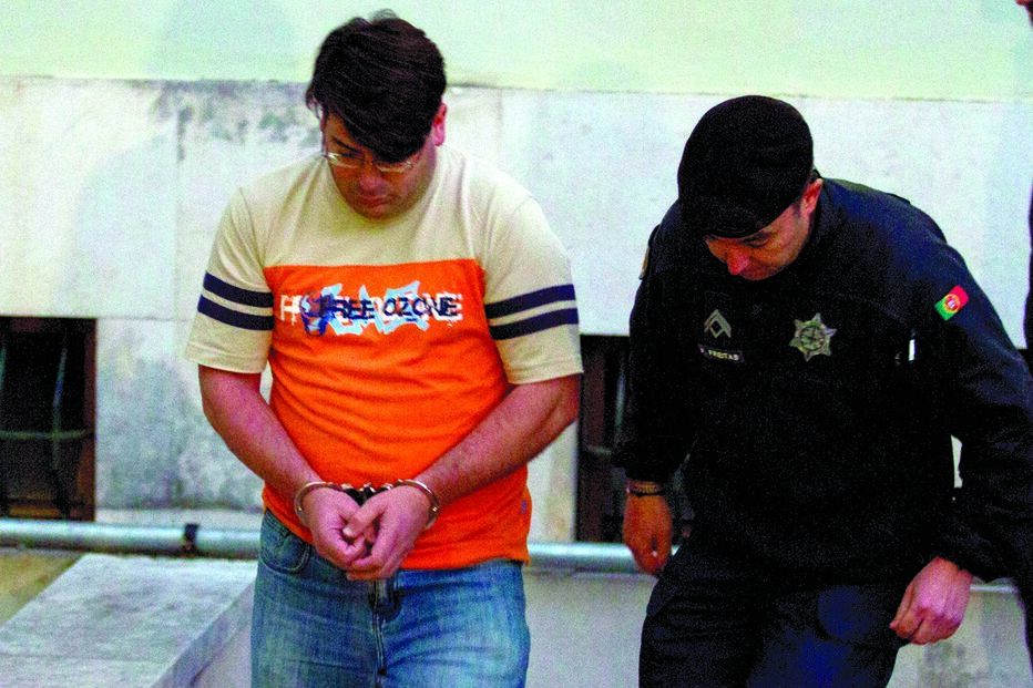 Mata com mais de 300 golpes 