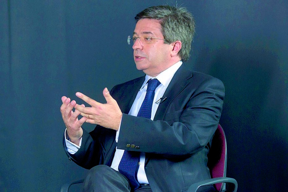 Reuniu 7500 assinaturas 