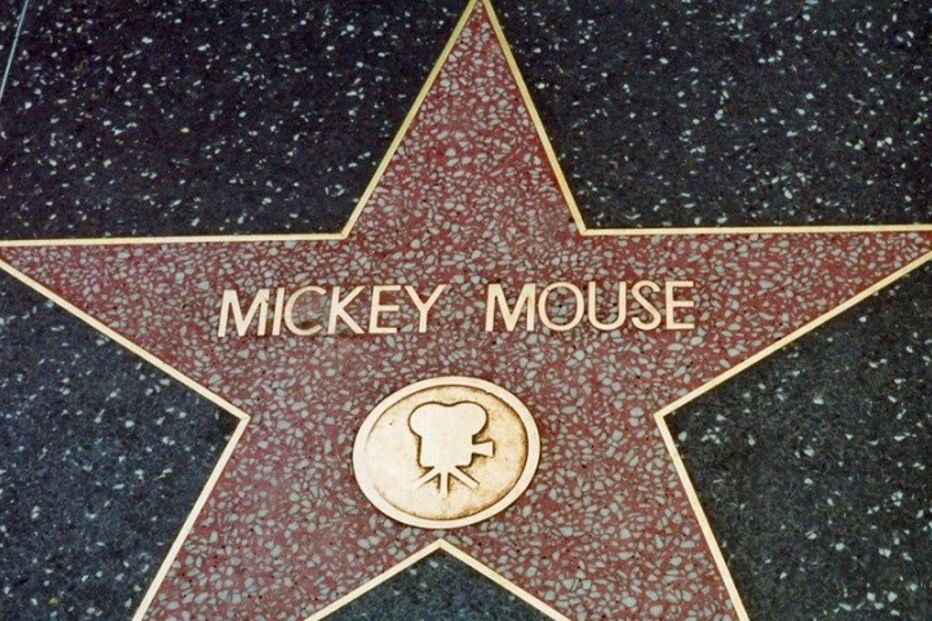 Mickey Mouse, aniversário, Disney, Walt Disney, Ub Iwerks, filme, cinema, Steamboat Willie, curta-metragem, desenhos animados