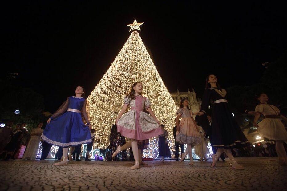 Natal, Porto, economia, negócios e finanças, autoridades locais, festas e feriados religiosos