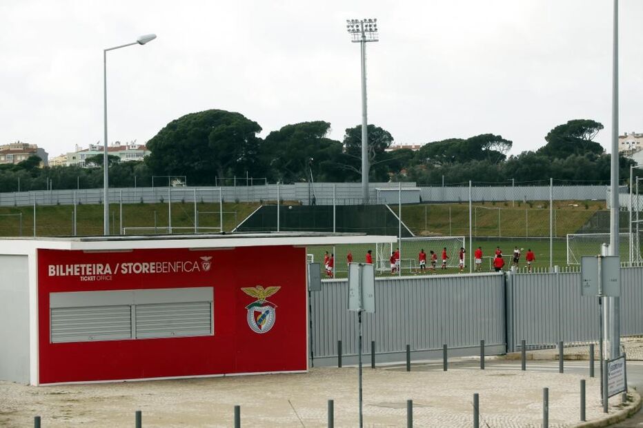 centro de estágios do benfica
