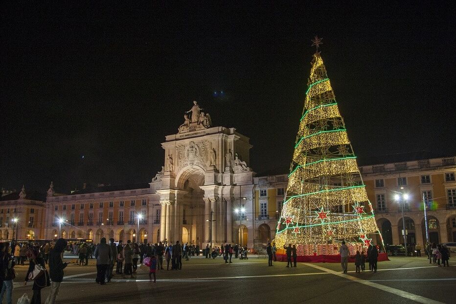 Natal, iluminação, milhão, custos, dezembro, câmaras municipais, porto, lisboa