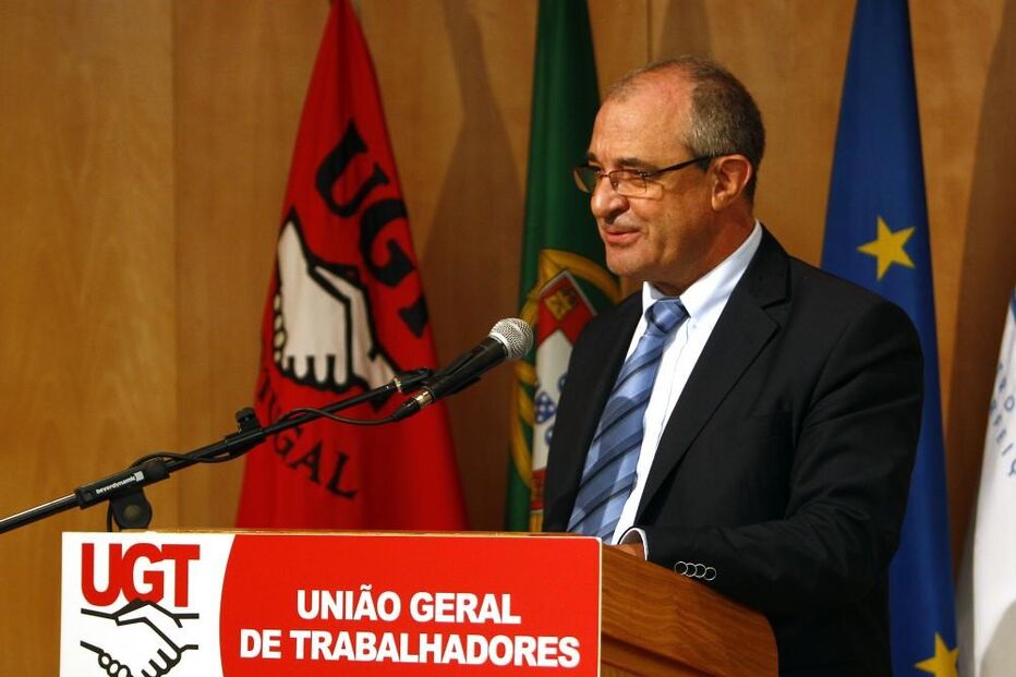 Federação Nacional da Educação, FNE, Governo, exames, governo de gestão, educação, escolas