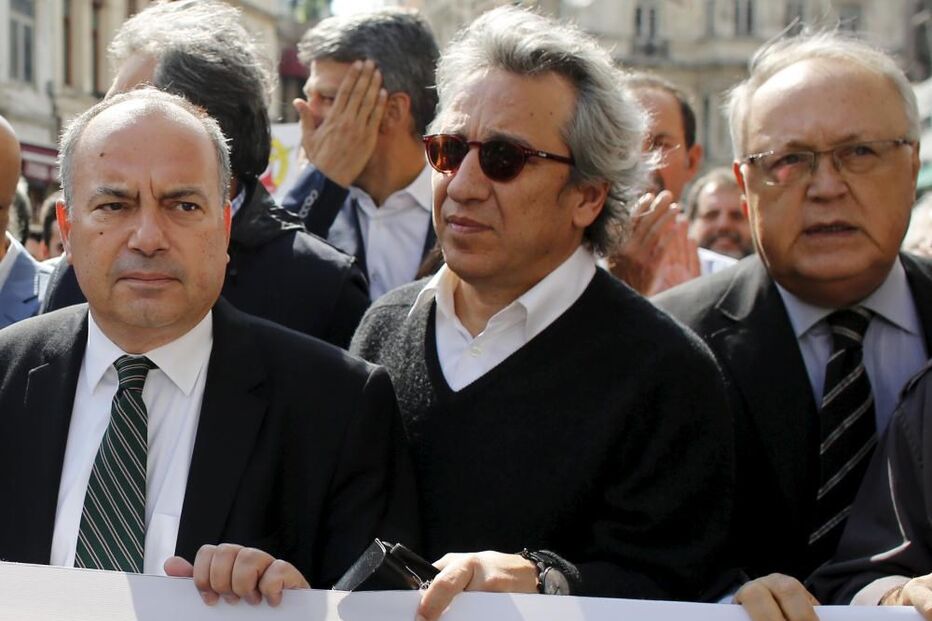 Istambul, Síria, Can Dundar, Erdem Gul, Ancara, política