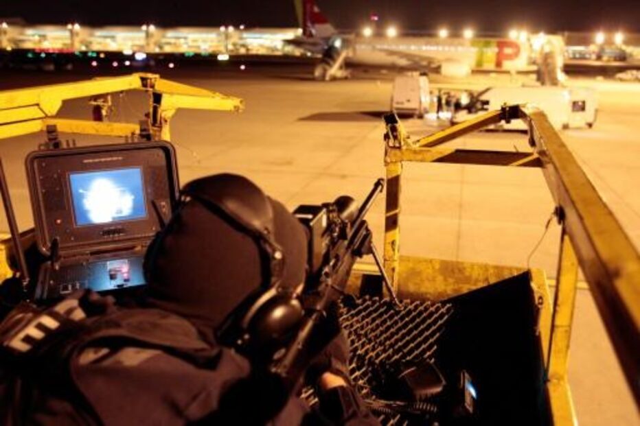 segurança, aeroporto, ataque terrorista, avião, portela, lisboa, Daesh 