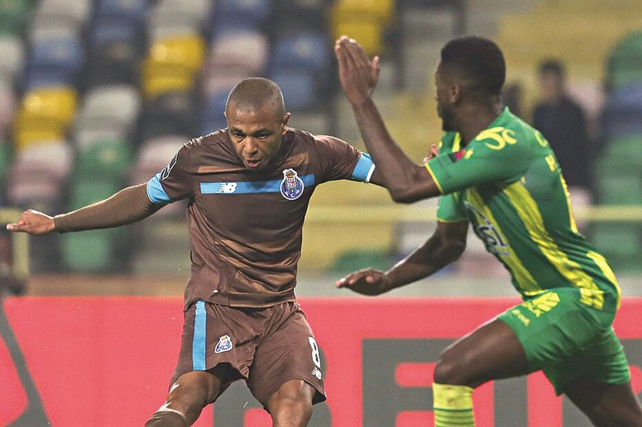 Casillas, FC Porto, Herrera, Dínamo Kiev, Liga dos Campeões, Manuel Mota