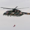 Turista espanhola resgatada por helicóptero após queda de 10 metros de altura no rio Poio em Vila Real