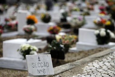 polícia, crime, cemitérios