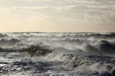 agitação marítima