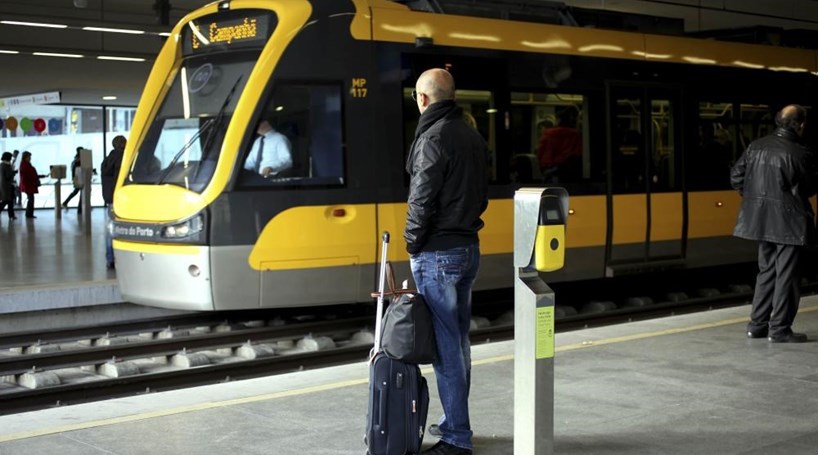 Resultado de imagem para Metro do Porto admite encerrar linhas se greve na EMEF continuar