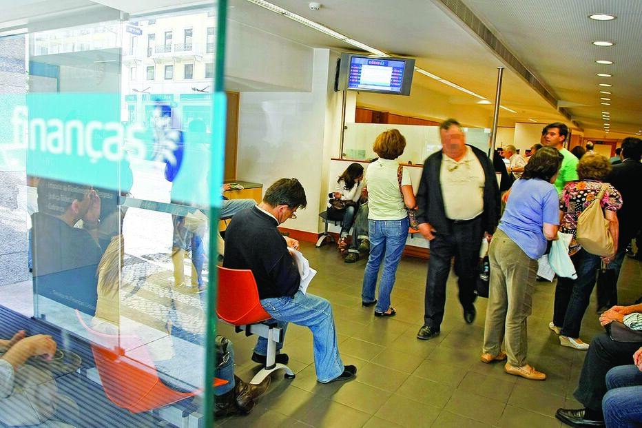 Fim da sobretaxa beneficia 850 mil  