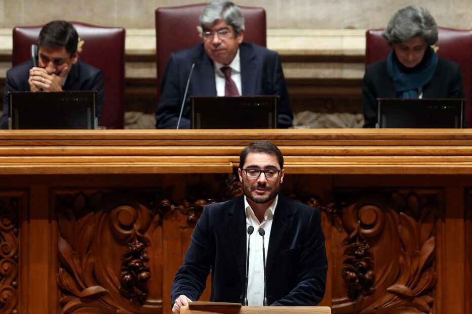 PCP, CDS-PP, Governo, João Oliveira