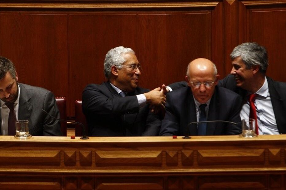 04-12-2015_00_39_52 4-5 governo.jpg