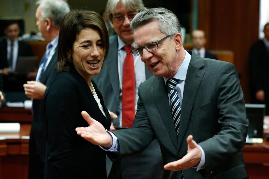 Constança Urbano de Sousa, ministra da Administração Interna, Bruxelas, acordo Schengen, mobilidade, demografia, economia, negócios e finanças