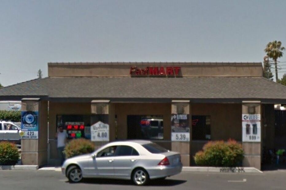 05-12-2015_00_55_53 fast-mart.jpg