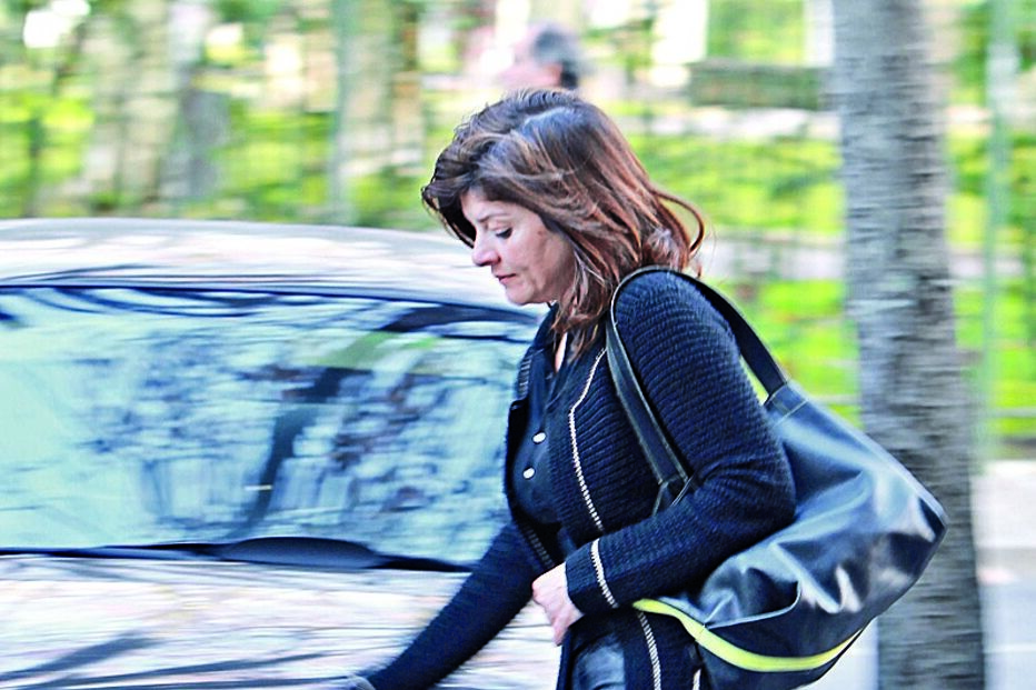 burla, burlona, Elisabeth Saraiva, amor