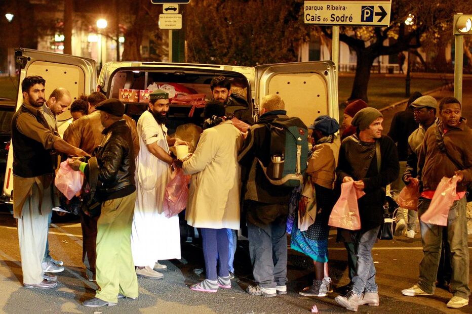ruas, carenciados, solidariedade, Comunidade Islâmica, Lisboa , refeições, sem -abrigo