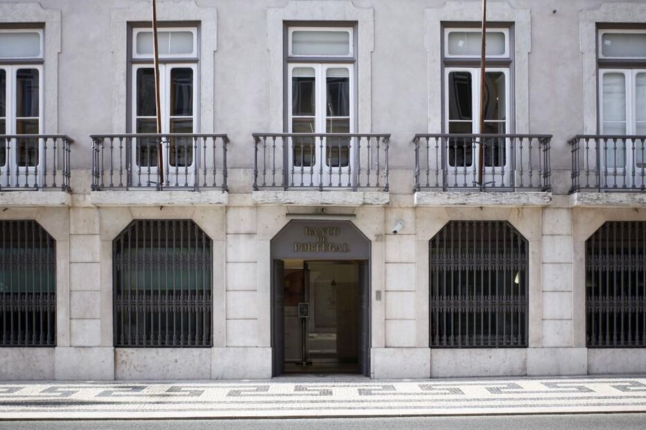 Banco de Portugal, famílias, economia, serviços financeiros, banca