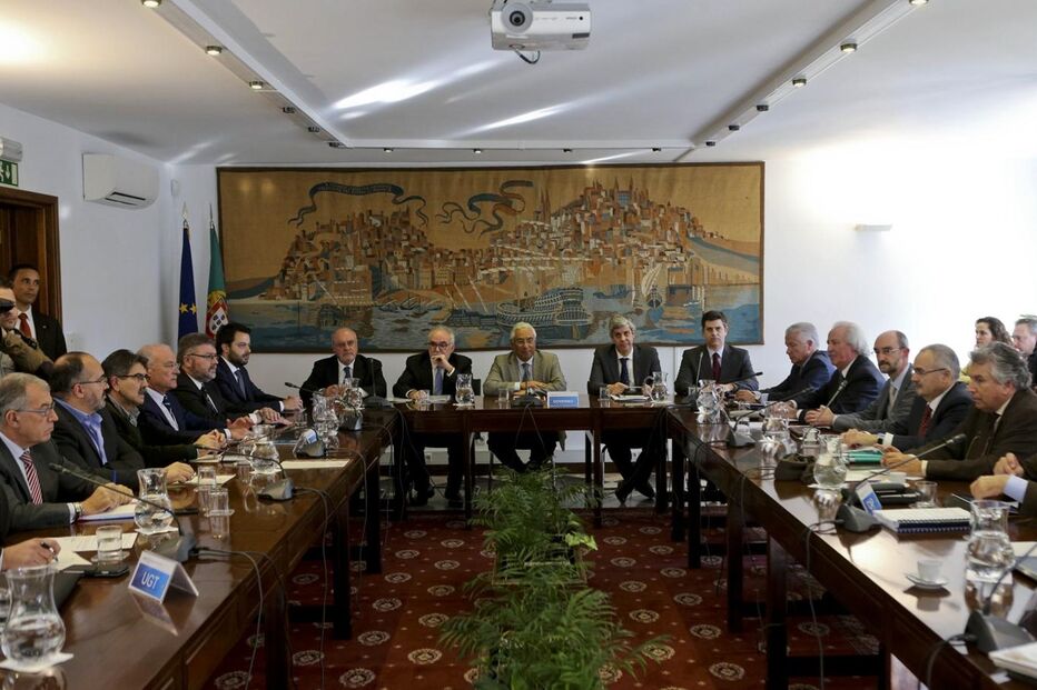 Governo, salário mínimo, Segurança Social, Administração Pública, economia, negócios e finanças