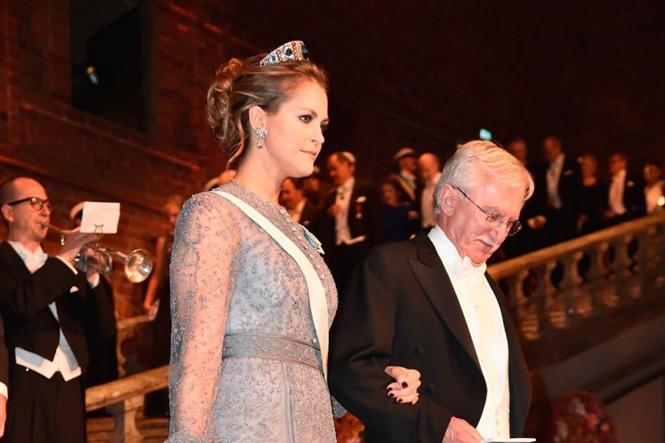 família real sueca, cerimónia, prémios nóbel, princesa Madalena, professor Paul Modrich