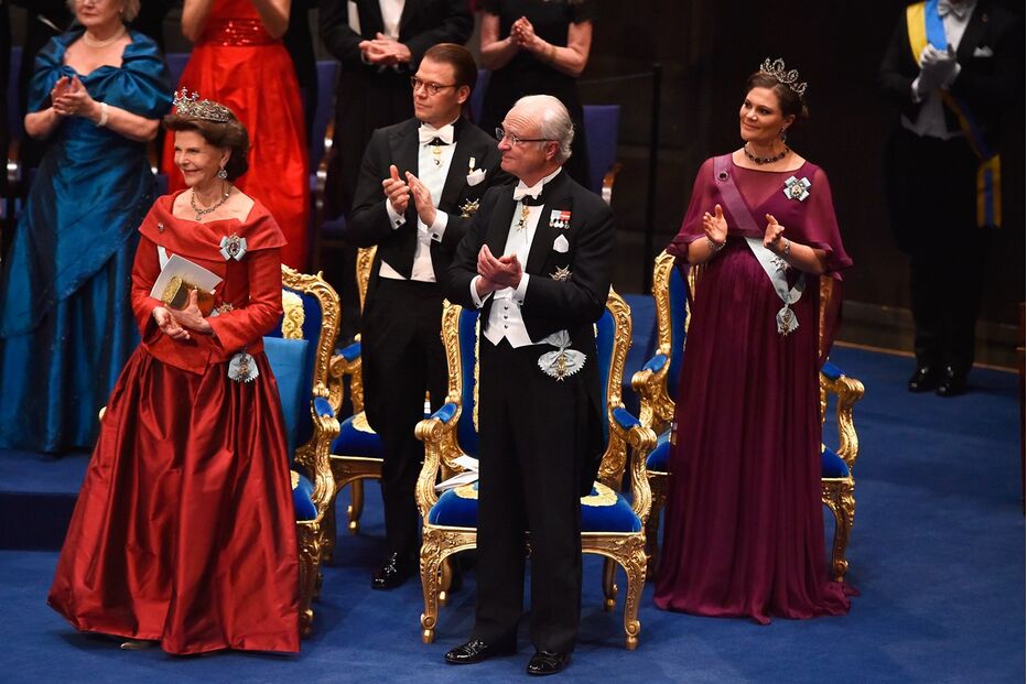 família real sueca, cerimónia, prémios nóbel, rainha Sílvia da Suécia, rei Carlos Gustavo da Suécia, príncipe Daniel da Suécia, princesa Victoria da Suécia