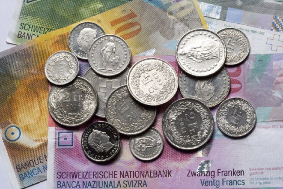 Boa ação, honestidade, adolescente, Suíça, francos, polícia