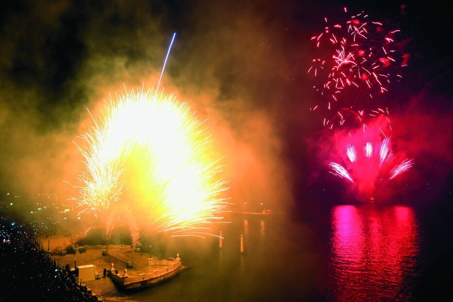 Passagens de Ano, réveillon, festa, música, país, Portugal
