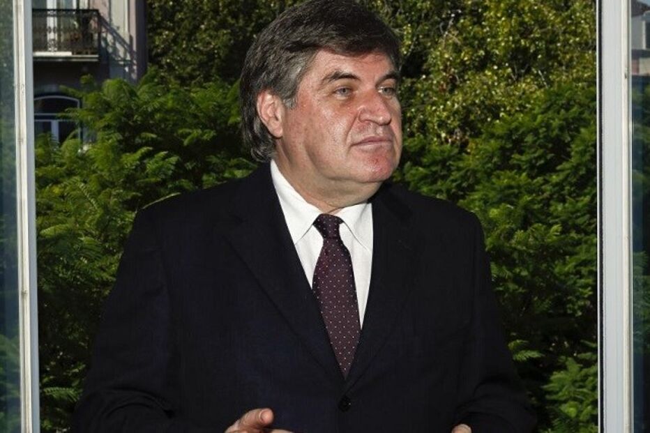 Parlamento, Conselho Nacional de Procriação Medicamente Assistida, Eurico Reis, esperma, crime