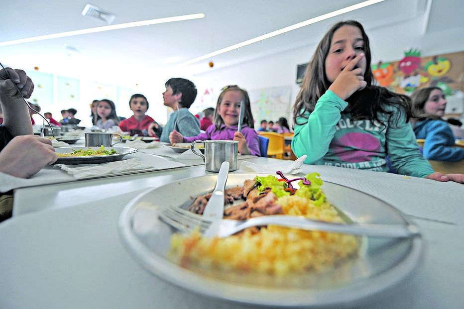 19-12-2015_04_33_23 20 cantinas.jpg