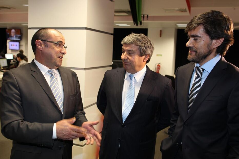 cmtv, televisão, tv, correio da manhã, cofina, nos, paulo fernandes, miguel almeida, octávio ribeiro, televisão, tv