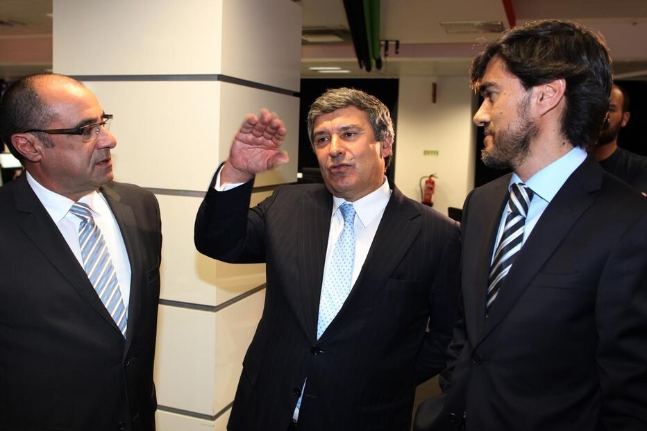 cmtv, televisão, tv, correio da manhã, cofina, nos, paulo fernandes, miguel almeida, octávio ribeiro, televisão, tv