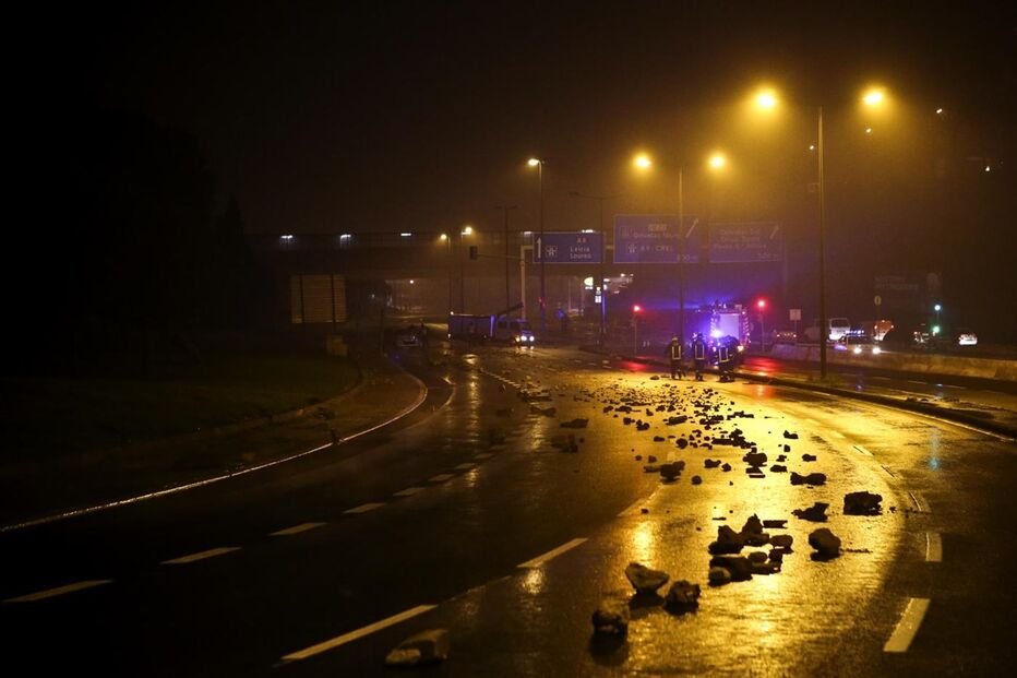Calçada de Carriche, Lisboa, conduta de água, rebentamento, EPAL