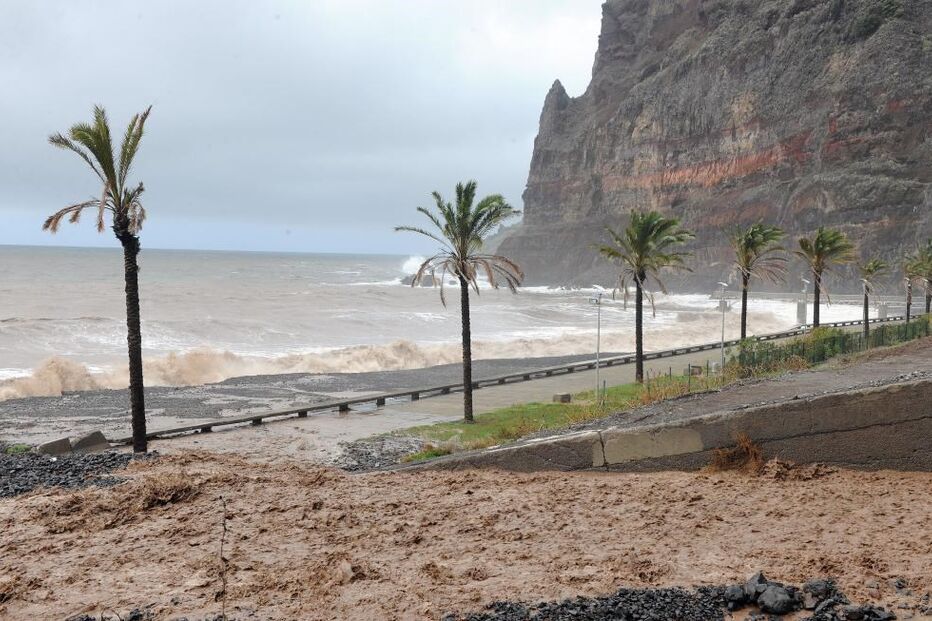 porto do Funchal, capitão do porto do Funchal, Instituto Português do Mar e da Atmosfera, meteorologia