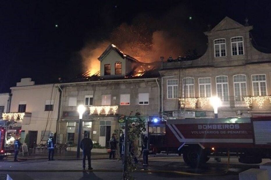 27-12-2015_19_42_00 12435942_10204182507601468_667313788_n.jpg