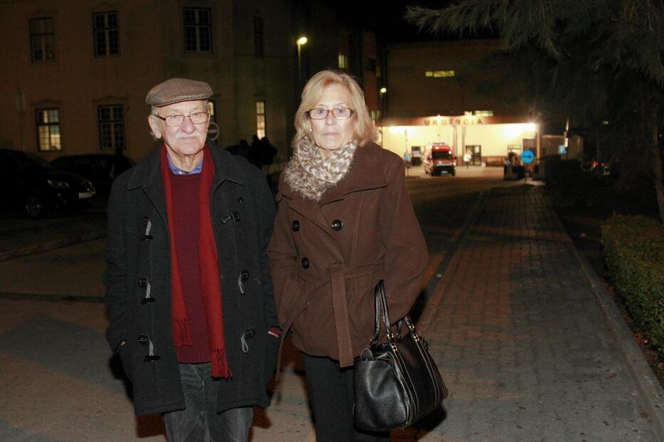 28-12-2015_04_29_56 19 cirurgia.jpg