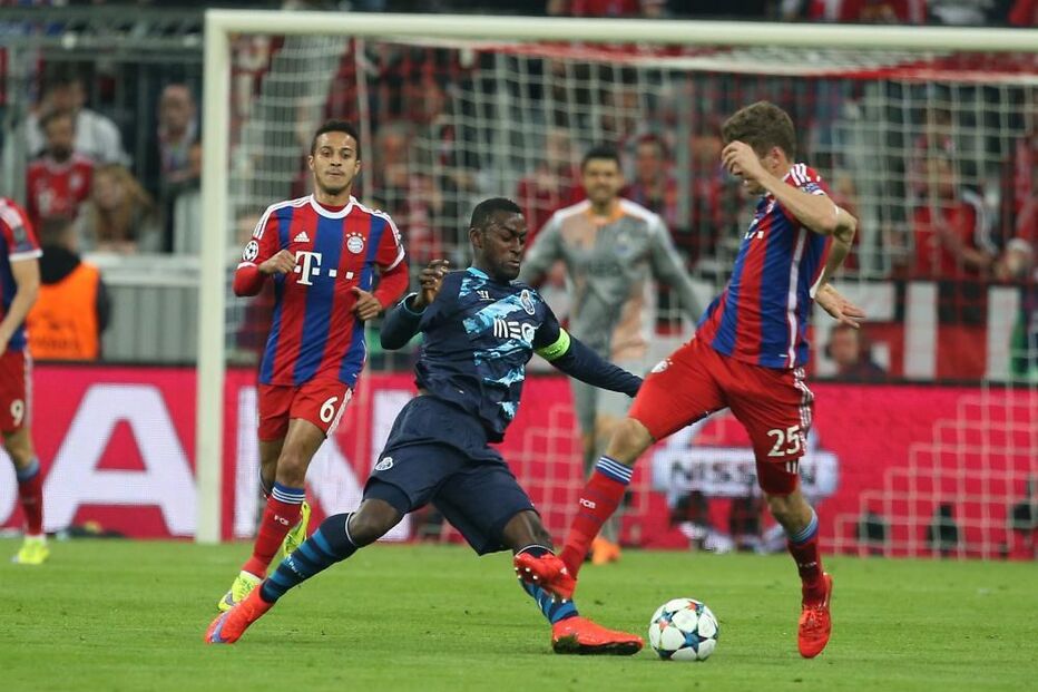 28-12-2015_05_35_46 44 bayern porto.jpg