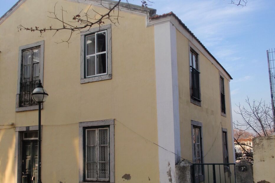 casa dos rapazes, solidariedade, apoio, obras, parede, cascais