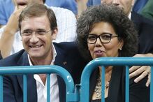 Laura Ferreira, Passos Coelho